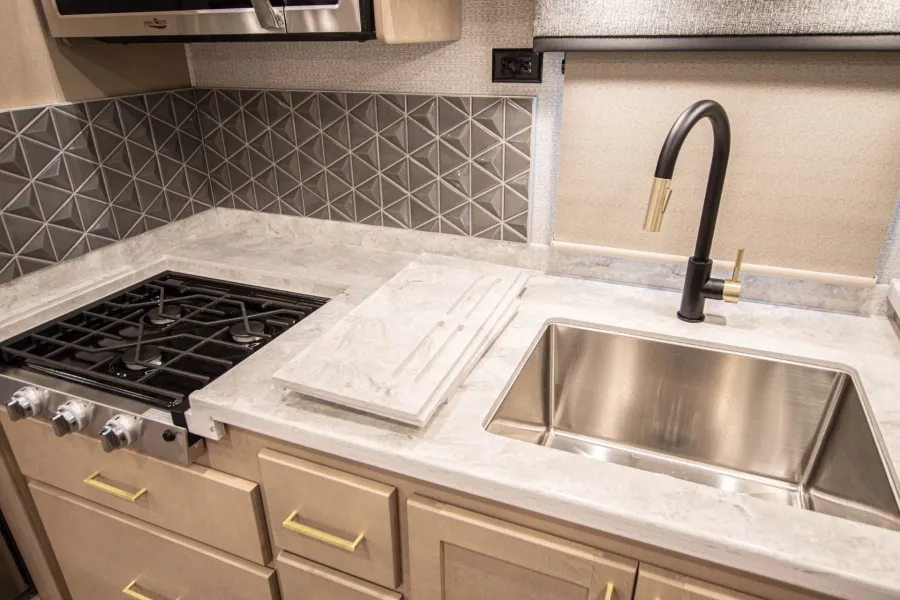 2026 Renegade Valencia 39BB | Photo 15 of 22