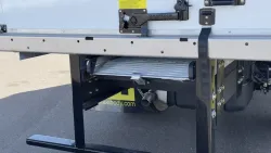 2025 Isuzu NRR GAS | Thumbnail Photo 7 of 21