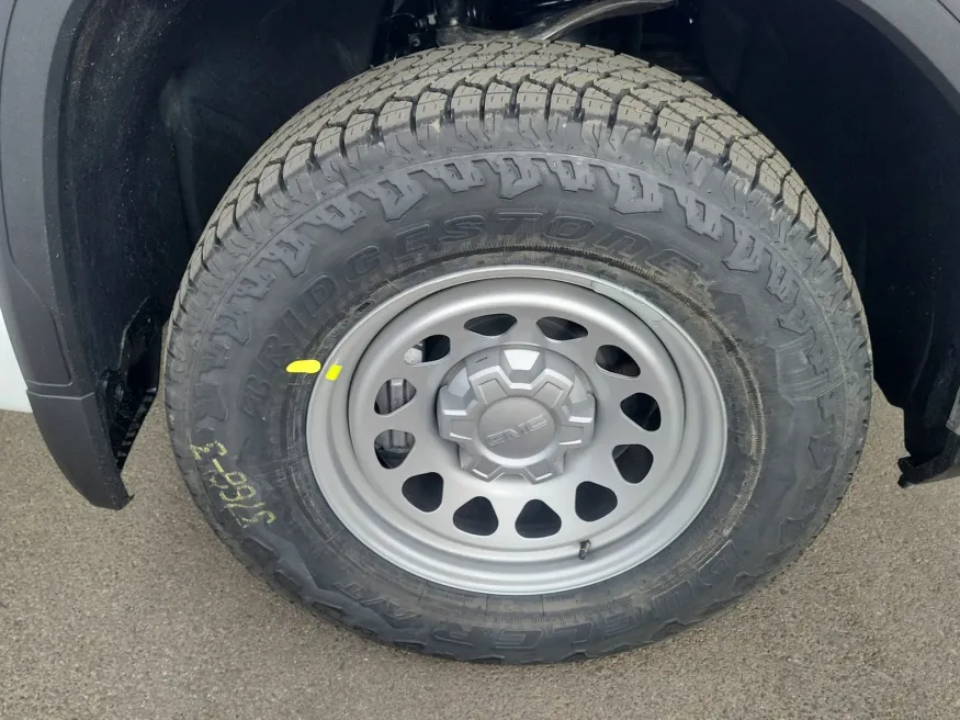 2026 GMC Sierra 1500 Pro | Photo 6 of 22