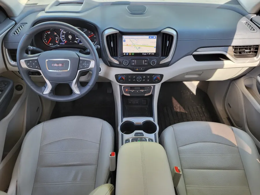 2023 GMC Terrain Denali | Photo 21 of 25