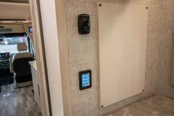 2026 Tiffin Wayfarer 25XLW | Thumbnail Photo 19 of 19