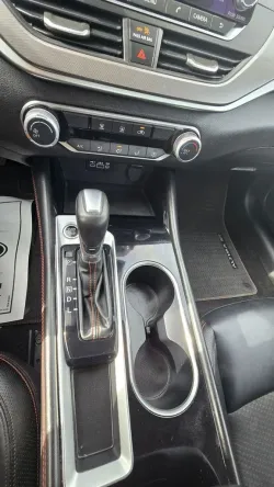 2024 Nissan Altima | Thumbnail Photo 21 of 27