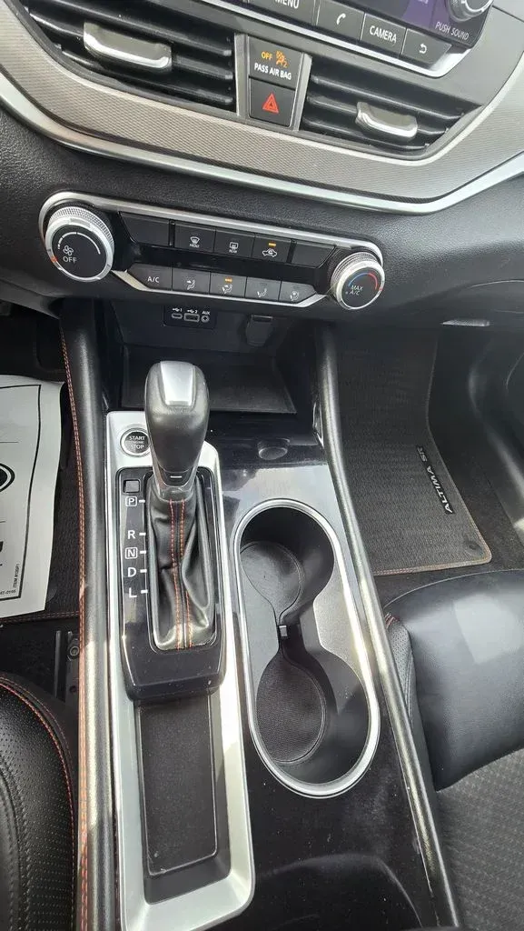 2024 Nissan Altima | Photo 21 of 27
