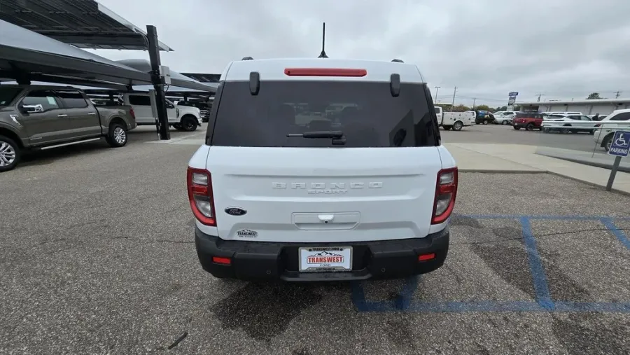 2025 Ford Bronco Sport | Photo 7 of 28