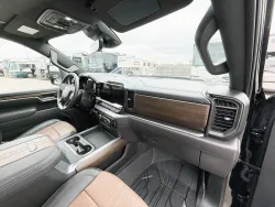 2025 Chevrolet Silverado 3500HD High Country | Thumbnail Photo 22 of 23