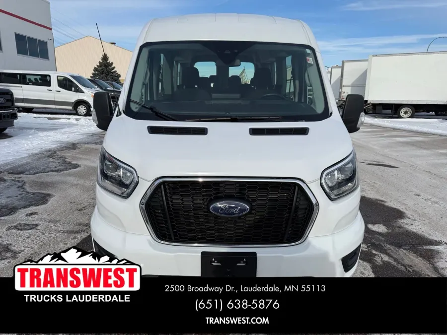 2023 Ford Transit-350 XLT | Photo 17 of 21