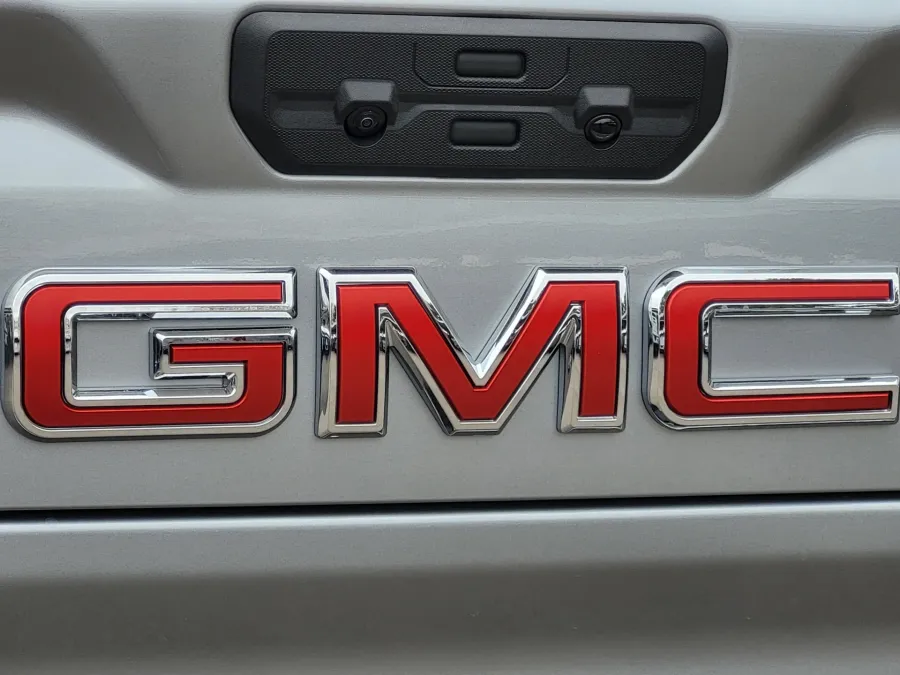 2026 GMC Sierra 2500HD SLE | Photo 10 of 24