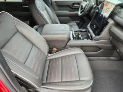 2026 GMC Yukon XL AT4 Ultimate | Thumbnail Photo 9 of 25