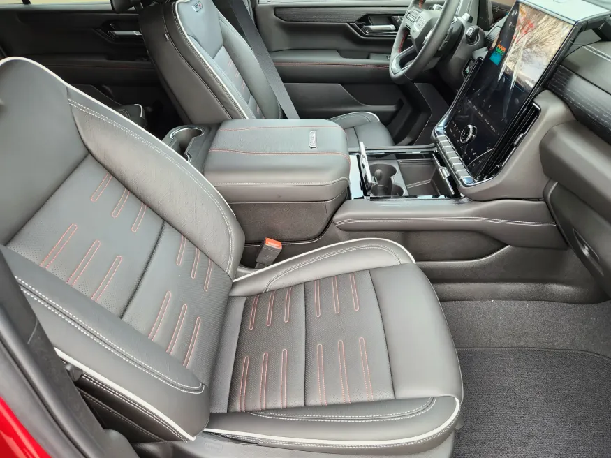 2026 GMC Yukon XL AT4 Ultimate | Photo 9 of 25