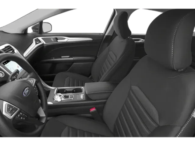2020 Ford Fusion | Photo 5 of 13
