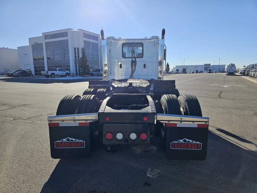 2023 Western Star 4900SA | Photo 6 of 18