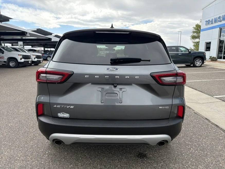 2024 Ford Escape Active | Photo 3 of 20