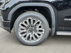 2025 GMC Sierra 1500 Denali Ultimate | Thumbnail Photo 20 of 29