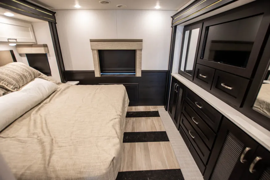 2026 Newmar Grand Star 3444 | Photo 22 of 23