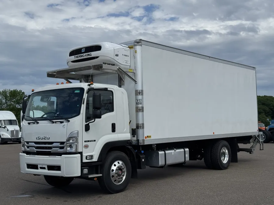 2026 Isuzu FVR | Photo 5 of 20