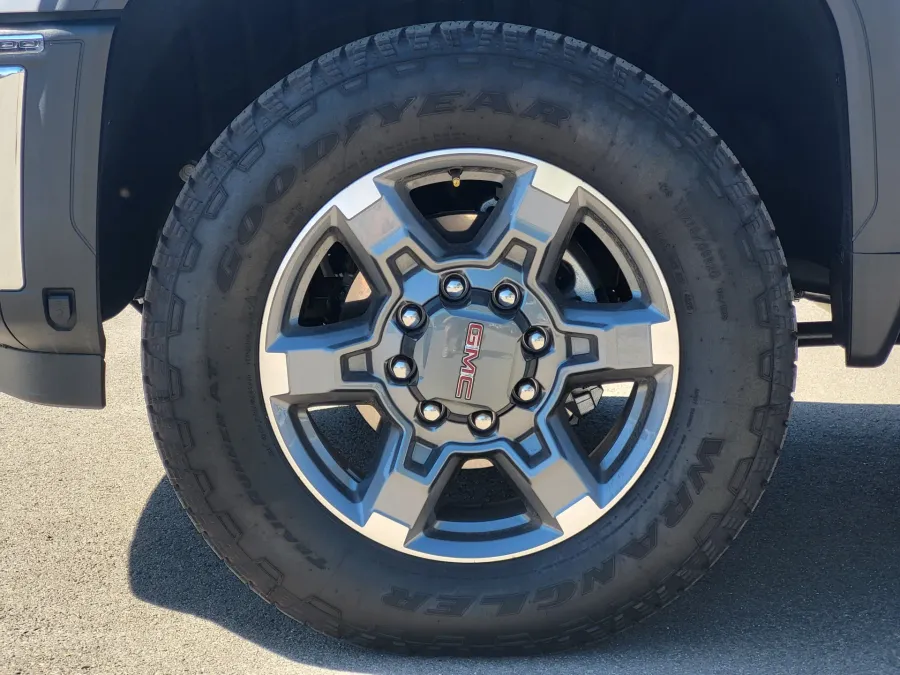 2026 GMC Sierra 3500HD SLT | Photo 9 of 24
