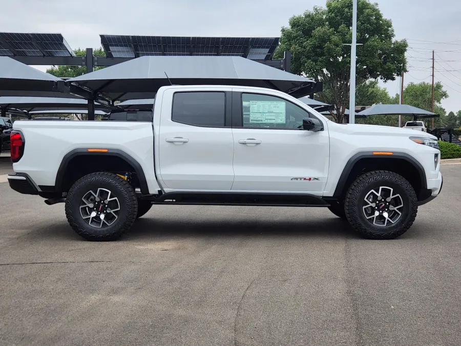 2026 GMC Canyon 4WD AT4X | Photo 1 of 29