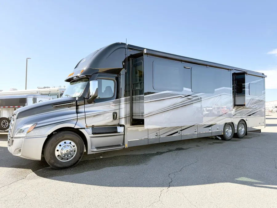 2026 Renegade XL 45 DBM | Photo 22 of 31