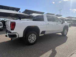 2022 GMC Sierra 2500HD Denali | Thumbnail Photo 4 of 20