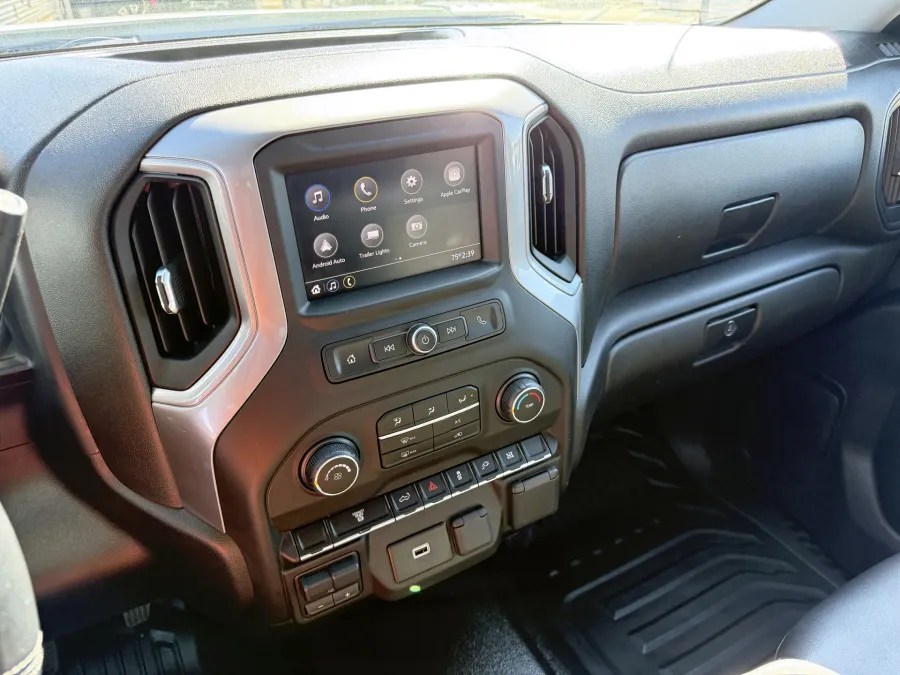 2020 Chevrolet 3500 | Photo 8 of 20