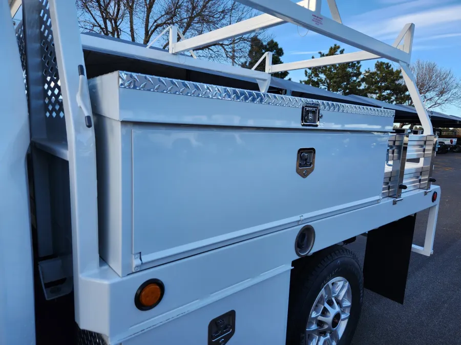 2026 GMC Sierra 2500HD Pro | Photo 18 of 30