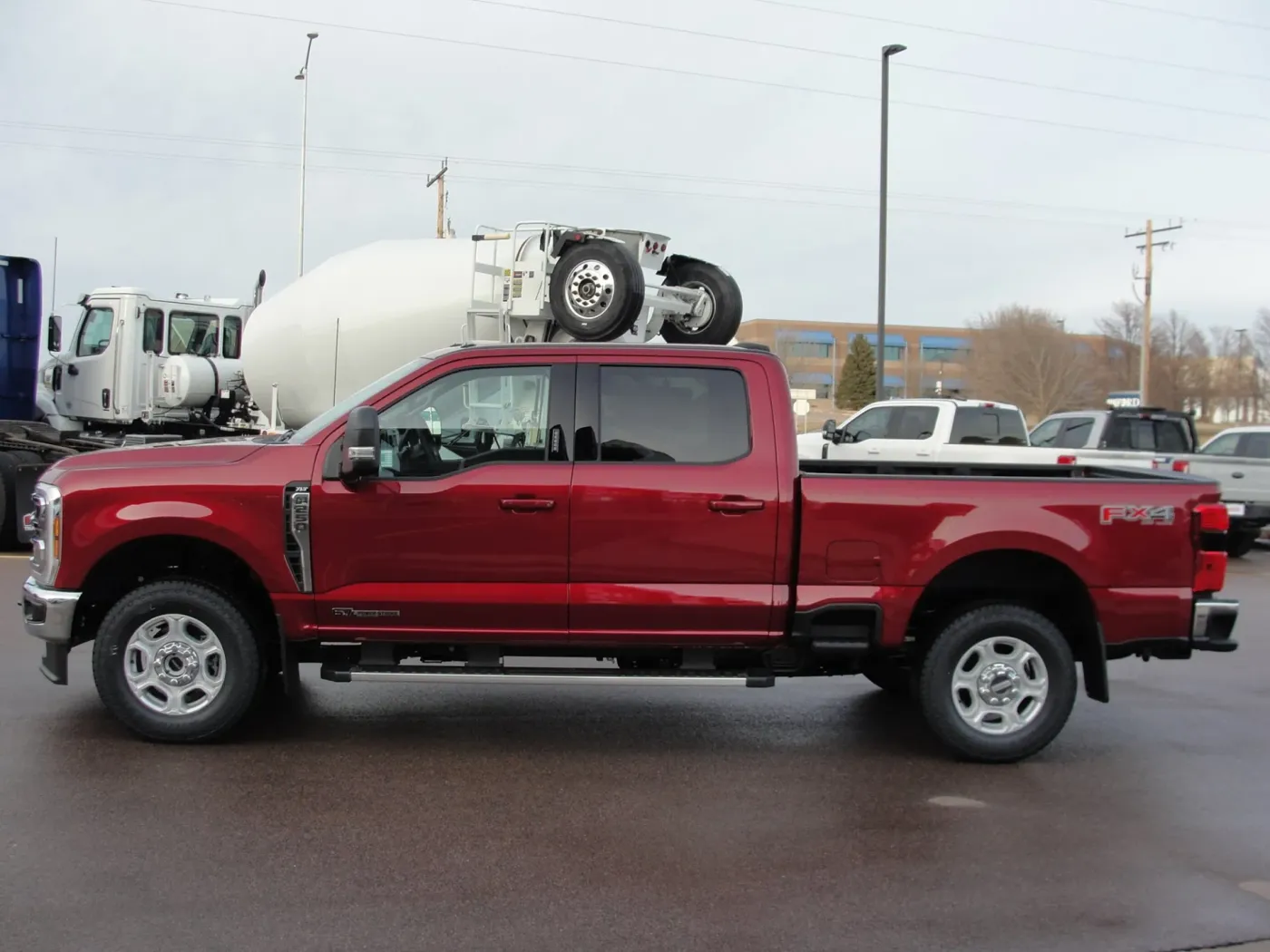 2026 Ford F-250 | Photo 2 of 13