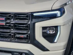 2026 GMC Canyon 4WD AT4X | Thumbnail Photo 7 of 25