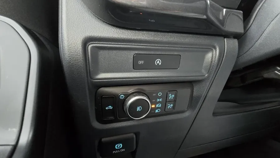 2025 Ford F-150 | Photo 12 of 30