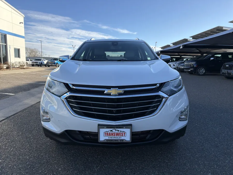 2020 Chevrolet Equinox Premier | Photo 7 of 22