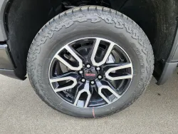 2026 GMC Sierra 1500 AT4 | Thumbnail Photo 6 of 23