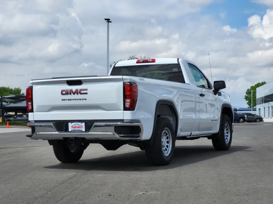 2026 GMC Sierra 1500 Pro | Photo 6 of 22