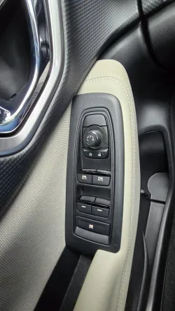 2024 Subaru Forester | Thumbnail Photo 12 of 32