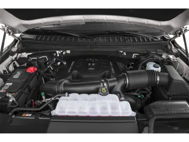 2019 Lincoln Navigator | Photo 9 of 14