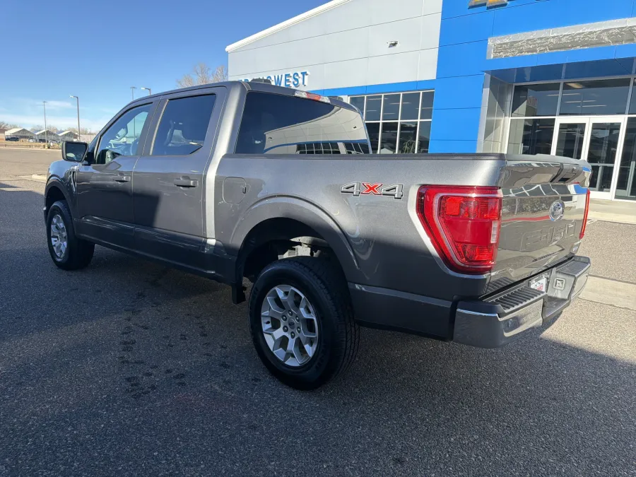 2023 Ford F-150 XL | Photo 2 of 18