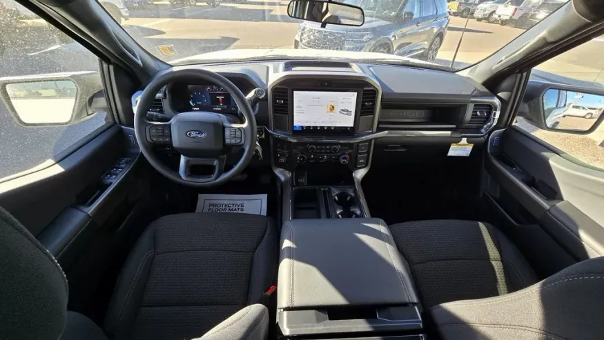 2025 Ford F-150 | Photo 8 of 19