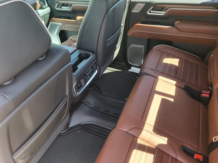 2026 GMC Sierra 2500HD Denali Ultimate | Photo 22 of 25