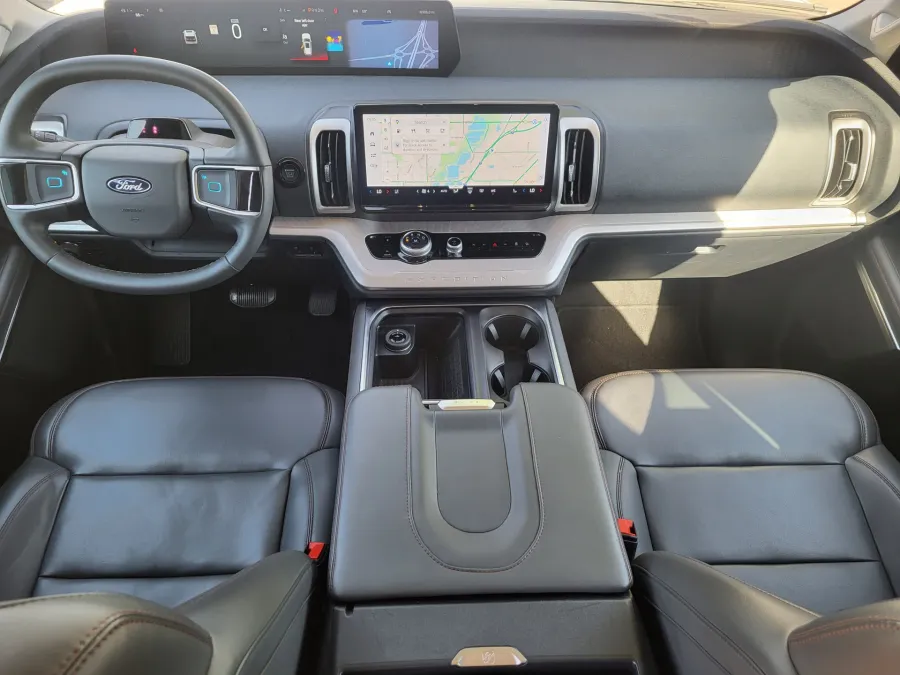 2025 Ford Expedition Max Active | Photo 22 of 27
