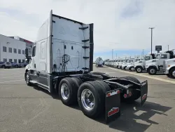 2023 Freightliner Cascadia | Thumbnail Photo 7 of 20