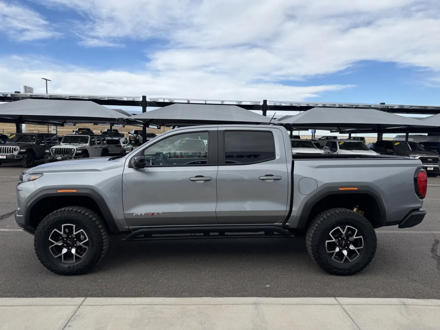 2023 GMC Canyon 4WD AT4X | Photo 4 of 19