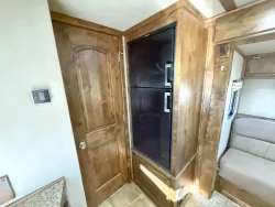 2021 Logan Coach Select 812 3HLQ | Thumbnail Photo 10 of 27