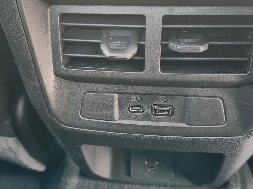 2026 GMC Canyon 4WD Elevation | Photo 19 of 22