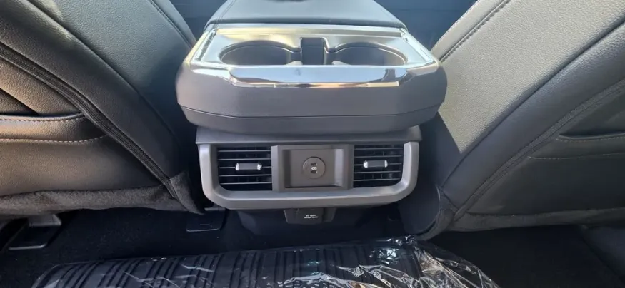 2026 Ford F-150 | Photo 32 of 34