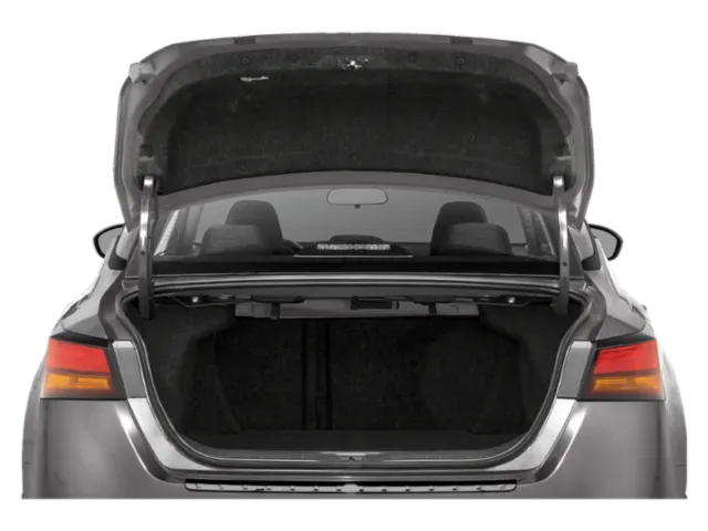 2024 Nissan Altima | Photo 7 of 12