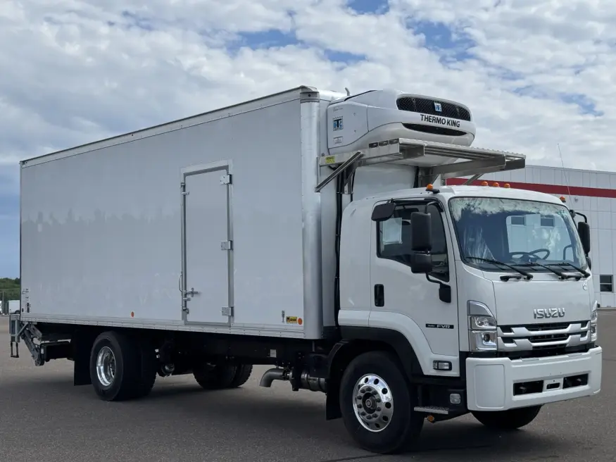 2026 Isuzu FVR | Photo 2 of 20