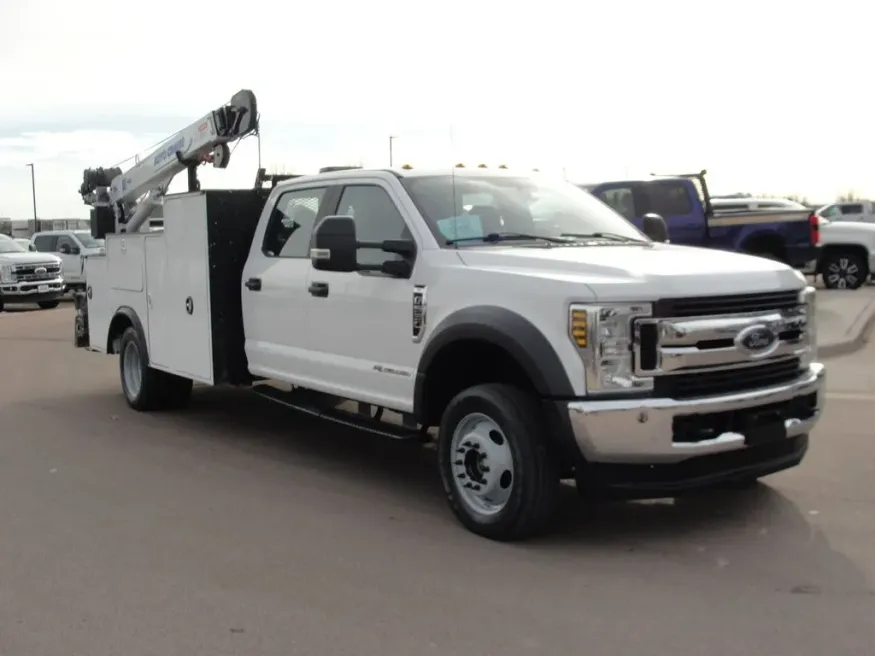 2019 Ford Super Duty F-550 XL | Photo 6 of 14