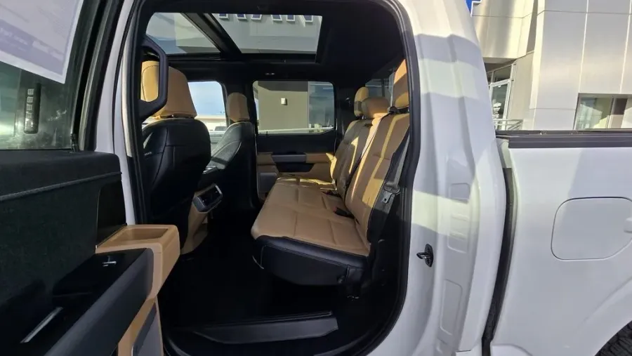 2023 Ford F-150 | Photo 31 of 33