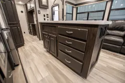 2022 Coachmen Brookstone 398MBL | Thumbnail Photo 14 of 27