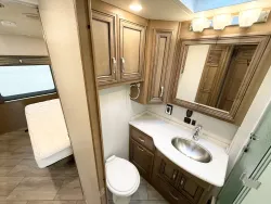 2021 Newmar Bay Star 3626 | Thumbnail Photo 13 of 27