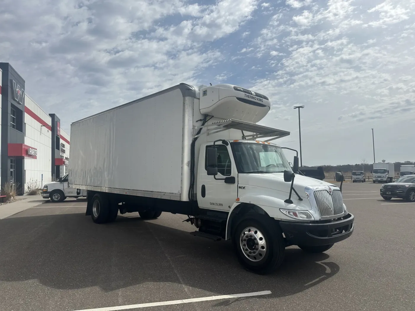 2020 International MV607 | Photo 3 of 17