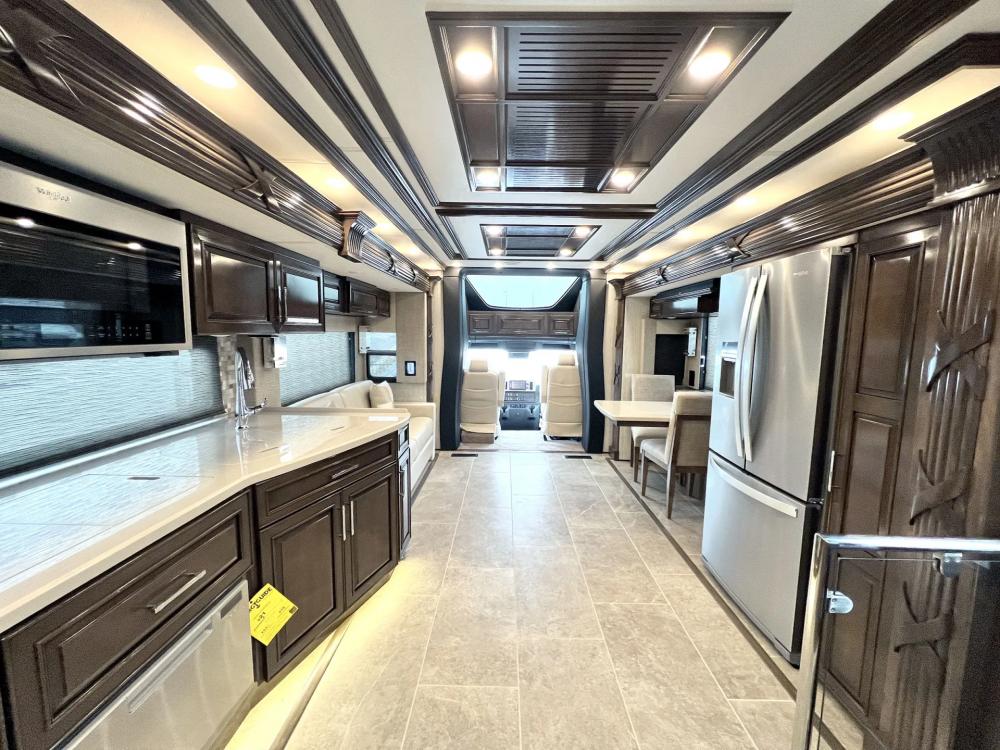 2024 Newmar Supreme Aire 4509 | Photo 6 of 37